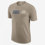 Nike Nba Team 31 Courtside Max 90 Loose Fit Mar&scaron;kinėliai - Dydis M (DR6355-247 Mar&scaron;kinėliai)