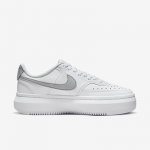 Nike Wmns Court Vision Alta - Dydis 36 (DM0113-101 Laisvalaikio batai)