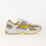 Nike Wmns Zoom Vomero 5 Bronzine/ Lightening-Mtlc Summit Wht - Dydis 38 (HJ9607-700 Laisvalaikio batai)
