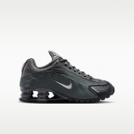 Nike Shox R4 - Dydis 39 (IO1911-060 Laisvalaikio batai)