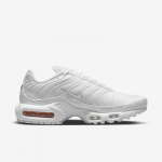 Nike Wmns Air Max Plus - Dydis 40 (DM2362-100 Nike Air Max batai)