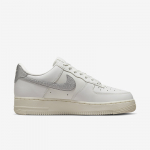 Nike Wmns Air Force 1 '07 - Dydis 40 (DQ7569-100 Laisvalaikio batai)