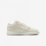 Air Jordan 1 Low SE - Dydis 40 (HJ5969-100 Laisvalaikio batai)