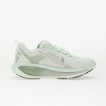 Nike Vomero 18 Barely Green/ Metallic Silver-Steam - Dydis 40 (HM6804-300 Laisvalaikio batai)