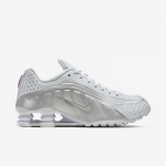 Nike Wmns Shox R4 - Dydis 41 (AR3565-101 Laisvalaikio batai)