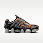 Nike Shox TL - Dydis 42 (AV3595-011 Laisvalaikio batai)
