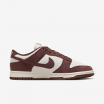 Nike Wmns Dunk Low - Dydis 44 (HJ7673-001 Laisvalaikio batai)