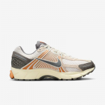 Nike Zoom Vomero 5 - Dydis 46 (IB7469-030 Laisvalaikio batai)