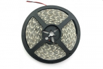 &Scaron;viesos diodų juosta AVIDE Smd2835, LED 5 m, 4,8 W / m, IP65, 3000K, 12V, 120 laipsnių, 300 lm / m,