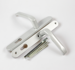 Durų rankena VEROFER, Skirta PVC durims, su plok&scaron;tele, 3 montavimo varžtai, sidabro spalvos