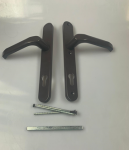 Durų rankena MEDOS, 92 mm Cilindrui, su plok&scaron;tele, baltos spalvos