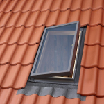 I&scaron;lipimo liukas VELUX VLT 033 1000, matmenys 85 x 85 mm, ne&scaron;ildomoms patalpoms