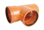 PVC lauko kanalizacijos tri&scaron;akis WAVIN DN110 x 110 x 90&deg;