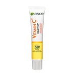 &Scaron;vytėjimo suteikiantis dieninis veido fluidas Garnier Vitamin C SPF 50+, 40 ml