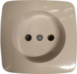 Ki&scaron;tukinis lizdas be rėmelio ALFA, be įžeminimo, baltos sp.