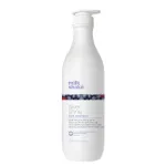 Geltonus atspalvius mažinantis &scaron;ampūnas žiliems ir &scaron;viesintiems plaukams Milk Shake Silver Shine Light Shampoo, 1000 ml