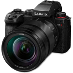 Panasonic S5M2 + 24-105mm F4 MACRO O.I.S.