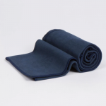 Jogos rank&scaron;luostis Manduka eQua&reg; YOGA HAND TOWEL (Spalva: Midnight)