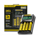 Nitecore UMS4 i&scaron;manus 4 lizdų USB baterijų įkroviklis su LCD