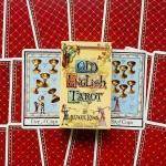 Old English Tarot kortos