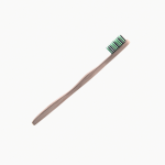 moti-co Bamboo Toothbrush With Charcoal Infused Bristles Mink&scaron;tas bambukinis dantų &scaron;epetėlis, 1vnt