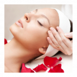 Profesionalus stangrinamasis veido masažas "Dalia grožio studija" Vilniuje