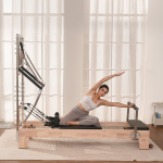 Pilates reformeris su bok&scaron;teliu VEVOR S800-X-B, kaučiukmedžio rėmas