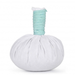 Kūno masažo ry&scaron;ulėlis, užpildytas negyvosios jūros druska, aromatinių džiovintų žolelių ir gėlių mi&scaron;iniu, 150 g.