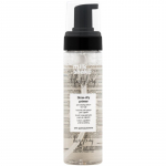 MILK SHAKE LIFESTYLING BLOW-DRY PRIMER plaukų putos kar&scaron;čiu formuojamai &scaron;ukuosenai, 200 ml