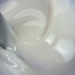 TOUCH NAILS hibridinė nagų lako bazė ilgalaikiam manikiūrui COVER BASE, 30 ml (Bride )