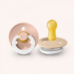 BIBS Colour tamsoje &scaron;viečiantys čiulptukai Blush / Vanilla 0-6mėn, 2 vnt