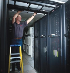 APC On-Site Warranty Extension - Serviceerweiterung - Arbeitszeit und Ersatzteile (f&uuml;r UPS 40 W) - 2 Jahre - Vor-Ort - Gesch&auml;ftszeiten - Reaktionszeit: am n&auml;chsten Arbeitstag - f&uuml;r Easy UPS 3S E3SUPS40KH, E3SUPS40KHB, E3SUPS40KHB1, E3SUPS40KHB2 (WOE2 ...