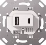 Gira USB maitinimo &scaron;altinis 2f Typ A/C įdėklas baltas 234900