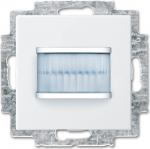 Busch-Jaeger 2CKA006220A0370. Produkttyp: Schaltaktor, Maximum Innenabstand: 6 m, Internationale Schutzart (IP-Code): IP20. Leistung: 2300 W, Stromst&auml;rke: 10 A. Breite: 71 mm, Tiefe: 53 mm, H&ouml;he: 71 mm (2CKA006220A0370)