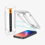 Ekrano apsauginiai stiklai Spigen Glas.tR EZ Fit, 2 vnt., skirti Google Pixel 9a, skaidrūs