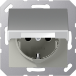 JUNG A 1520 BFKIKL AL. Buchsen-Typ: Typ F. Produktfarbe: Aluminium, Material: Thermoplast. Eingangsspannung: 250 V, Stromst&auml;rke (maximal): 16 A (A1520BFKIKLAL)