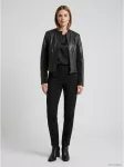 GUESS - Demisezoninė moteri&scaron;ka striukė