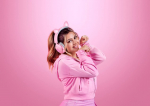 Razer Kraken Kitty V2 Pro &ndash; Gaming Headset with Interchangeable RGB Ears