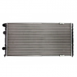 Variklio au&scaron;inimo radiatorius THERMOTEC D7W047TT