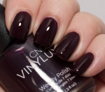 VINYLUX WEEKLY POLISH - BERRY BOUDOIR