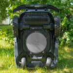 Belaidis vejos robotas Hookii Neomow X2 skirtas sklypams iki 4000 m2.