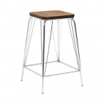 Sidabrinės spalvos/natūralios spalvos i&scaron; guobos masyvo taburetė District &ndash; Premier Housewares