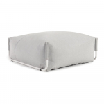 Pilkos spalvos sodo pufas Square &ndash; Kave Home