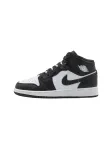 Jordan Sportbačiai 'Air Jordan 1' juoda / balta