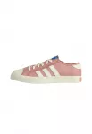 ADIDAS ORIGINALS Sportbačiai be auliuko 'NISI' kremo / rausvai violetinė spalva