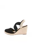 Lipsy Sandalai kremo / juoda