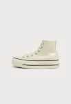 CONVERSE Sportbačiai su auliuku 'CTAS LIFT' kremo / juoda