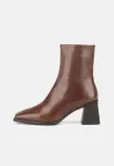 VAGABOND SHOEMAKERS Aulinukai ka&scaron;toninė spalva