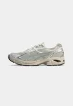 ASICS SportStyle Sportbačiai be auliuko 'GT-2160' pilka / sidabrinė / balk&scaron;va