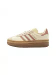 ADIDAS ORIGINALS Sportbačiai be auliuko 'Gazelle' smėlio spalva / kremo / ry&scaron;kiai rožinė spalva